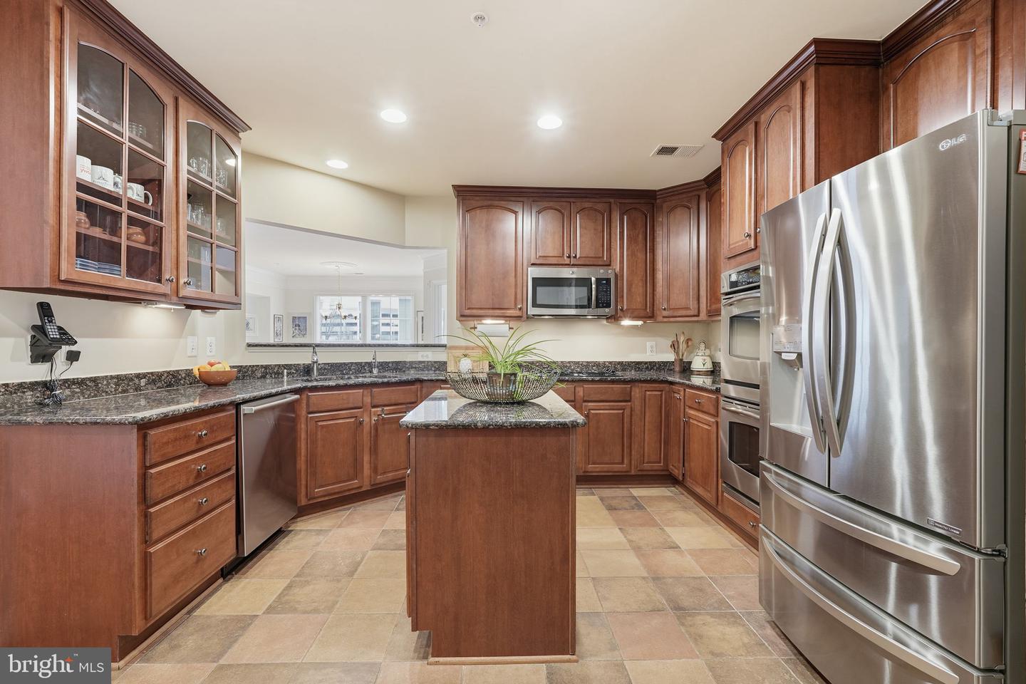 2905 SAINTSBURY PLZ #312, FAIRFAX, Virginia 22031, 3 Bedrooms Bedrooms, ,2 BathroomsBathrooms,Residential,For sale,2905 SAINTSBURY PLZ #312,VAFX2279692 MLS # VAFX2279692 2905 SAINTSBURY PLZ #312, FAIRFAX, Virginia 22031, 3 Bedrooms Bedrooms, ,2 BathroomsBathrooms,Residential,For sale,2905 SAINTSBURY PLZ #312,VAFX2279692 MLS # VAFX2279692