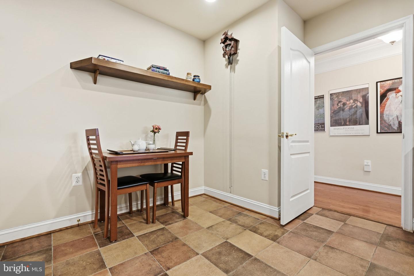 2905 SAINTSBURY PLZ #312, FAIRFAX, Virginia 22031, 3 Bedrooms Bedrooms, ,2 BathroomsBathrooms,Residential,For sale,2905 SAINTSBURY PLZ #312,VAFX2279692 MLS # VAFX2279692 2905 SAINTSBURY PLZ #312, FAIRFAX, Virginia 22031, 3 Bedrooms Bedrooms, ,2 BathroomsBathrooms,Residential,For sale,2905 SAINTSBURY PLZ #312,VAFX2279692 MLS # VAFX2279692