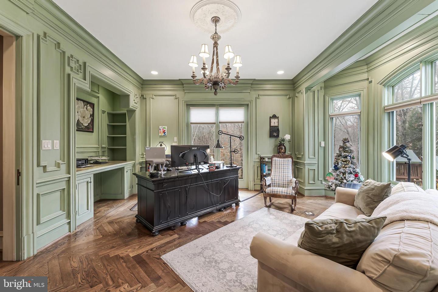 606 KENTLAND DR, GREAT FALLS, Virginia 22066, 5 Bedrooms Bedrooms, ,5 BathroomsBathrooms,Residential,For sale,606 KENTLAND DR,VAFX2279892 MLS # VAFX2279892 606 KENTLAND DR, GREAT FALLS, Virginia 22066, 5 Bedrooms Bedrooms, ,5 BathroomsBathrooms,Residential,For sale,606 KENTLAND DR,VAFX2279892 MLS # VAFX2279892