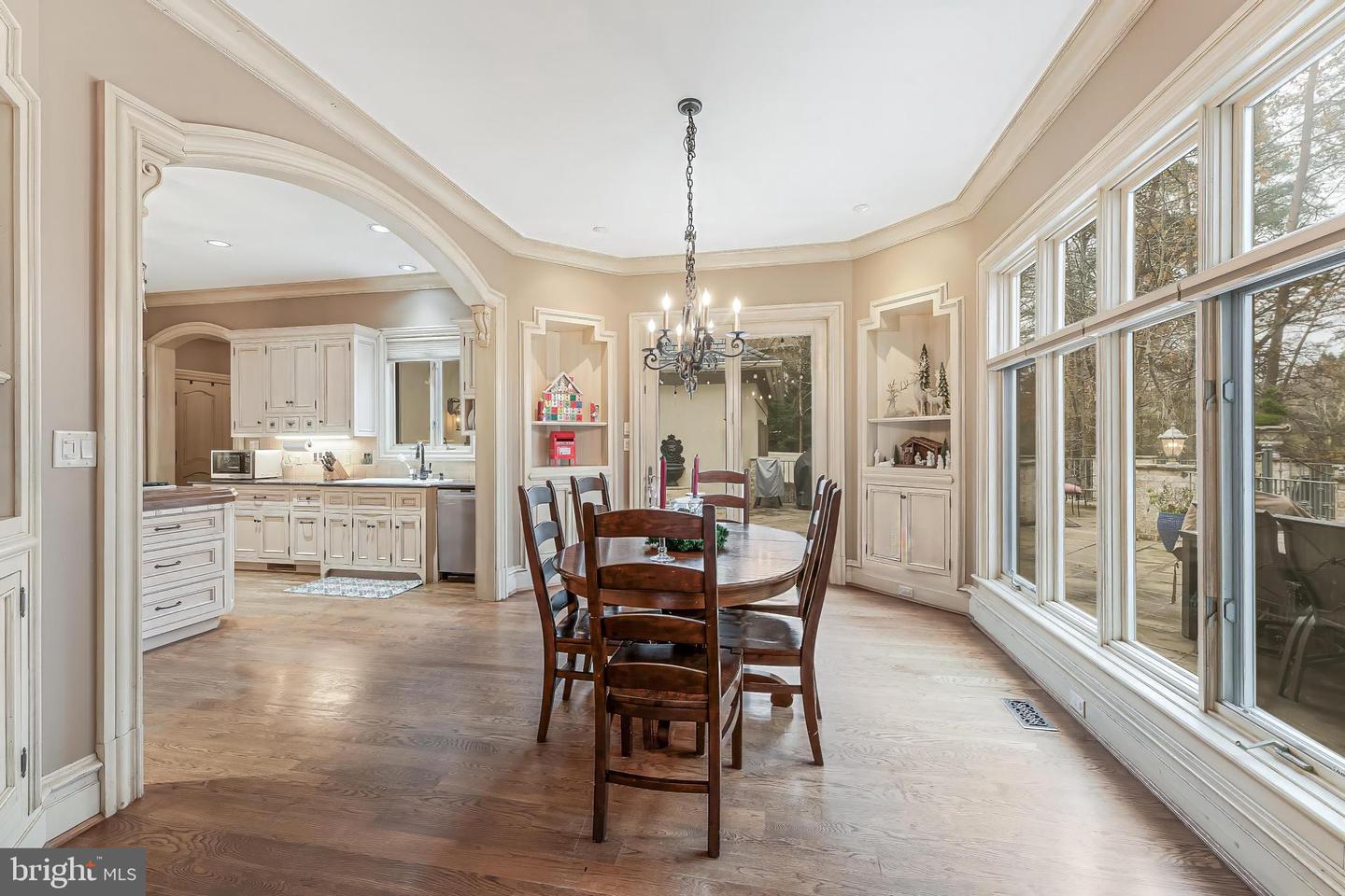 606 KENTLAND DR, GREAT FALLS, Virginia 22066, 5 Bedrooms Bedrooms, ,5 BathroomsBathrooms,Residential,For sale,606 KENTLAND DR,VAFX2279892 MLS # VAFX2279892 606 KENTLAND DR, GREAT FALLS, Virginia 22066, 5 Bedrooms Bedrooms, ,5 BathroomsBathrooms,Residential,For sale,606 KENTLAND DR,VAFX2279892 MLS # VAFX2279892