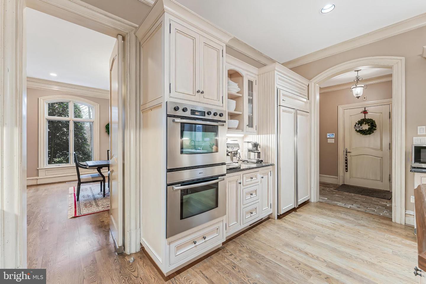 606 KENTLAND DR, GREAT FALLS, Virginia 22066, 5 Bedrooms Bedrooms, ,5 BathroomsBathrooms,Residential,For sale,606 KENTLAND DR,VAFX2279892 MLS # VAFX2279892 606 KENTLAND DR, GREAT FALLS, Virginia 22066, 5 Bedrooms Bedrooms, ,5 BathroomsBathrooms,Residential,For sale,606 KENTLAND DR,VAFX2279892 MLS # VAFX2279892