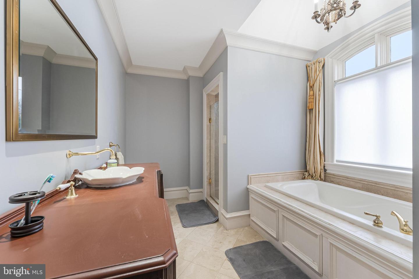 606 KENTLAND DR, GREAT FALLS, Virginia 22066, 5 Bedrooms Bedrooms, ,5 BathroomsBathrooms,Residential,For sale,606 KENTLAND DR,VAFX2279892 MLS # VAFX2279892 606 KENTLAND DR, GREAT FALLS, Virginia 22066, 5 Bedrooms Bedrooms, ,5 BathroomsBathrooms,Residential,For sale,606 KENTLAND DR,VAFX2279892 MLS # VAFX2279892