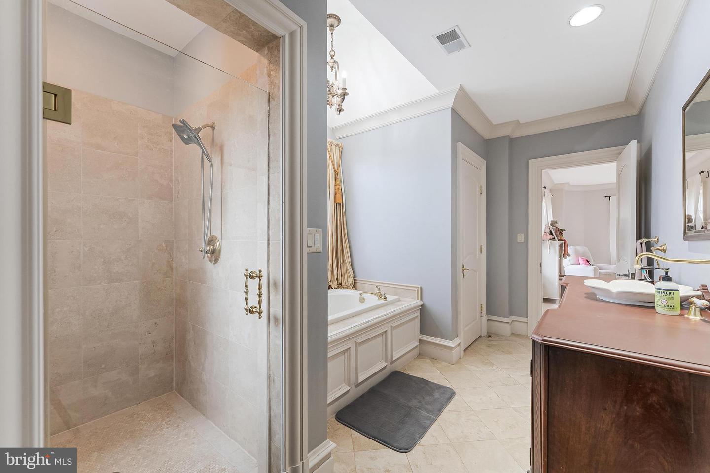 606 KENTLAND DR, GREAT FALLS, Virginia 22066, 5 Bedrooms Bedrooms, ,5 BathroomsBathrooms,Residential,For sale,606 KENTLAND DR,VAFX2279892 MLS # VAFX2279892 606 KENTLAND DR, GREAT FALLS, Virginia 22066, 5 Bedrooms Bedrooms, ,5 BathroomsBathrooms,Residential,For sale,606 KENTLAND DR,VAFX2279892 MLS # VAFX2279892