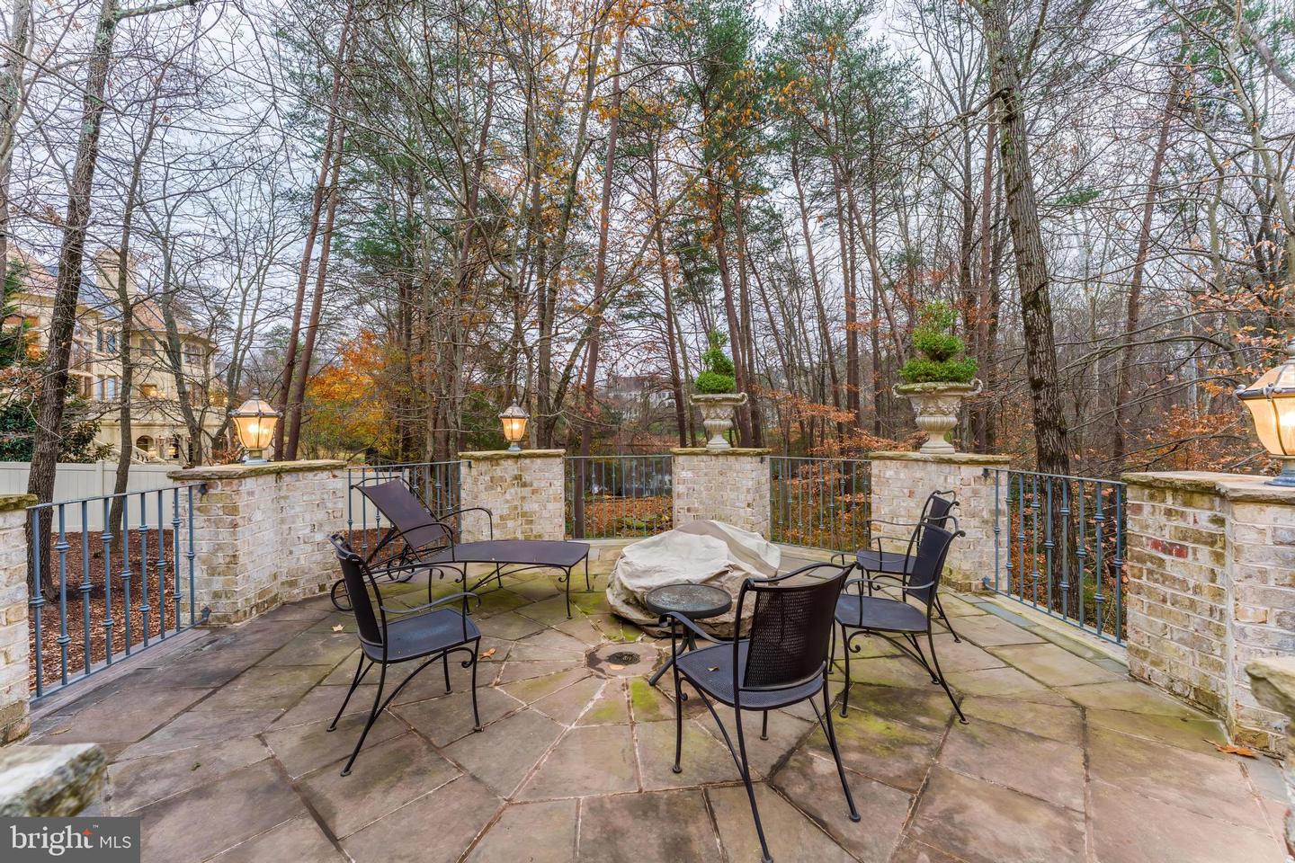 606 KENTLAND DR, GREAT FALLS, Virginia 22066, 5 Bedrooms Bedrooms, ,5 BathroomsBathrooms,Residential,For sale,606 KENTLAND DR,VAFX2279892 MLS # VAFX2279892 606 KENTLAND DR, GREAT FALLS, Virginia 22066, 5 Bedrooms Bedrooms, ,5 BathroomsBathrooms,Residential,For sale,606 KENTLAND DR,VAFX2279892 MLS # VAFX2279892