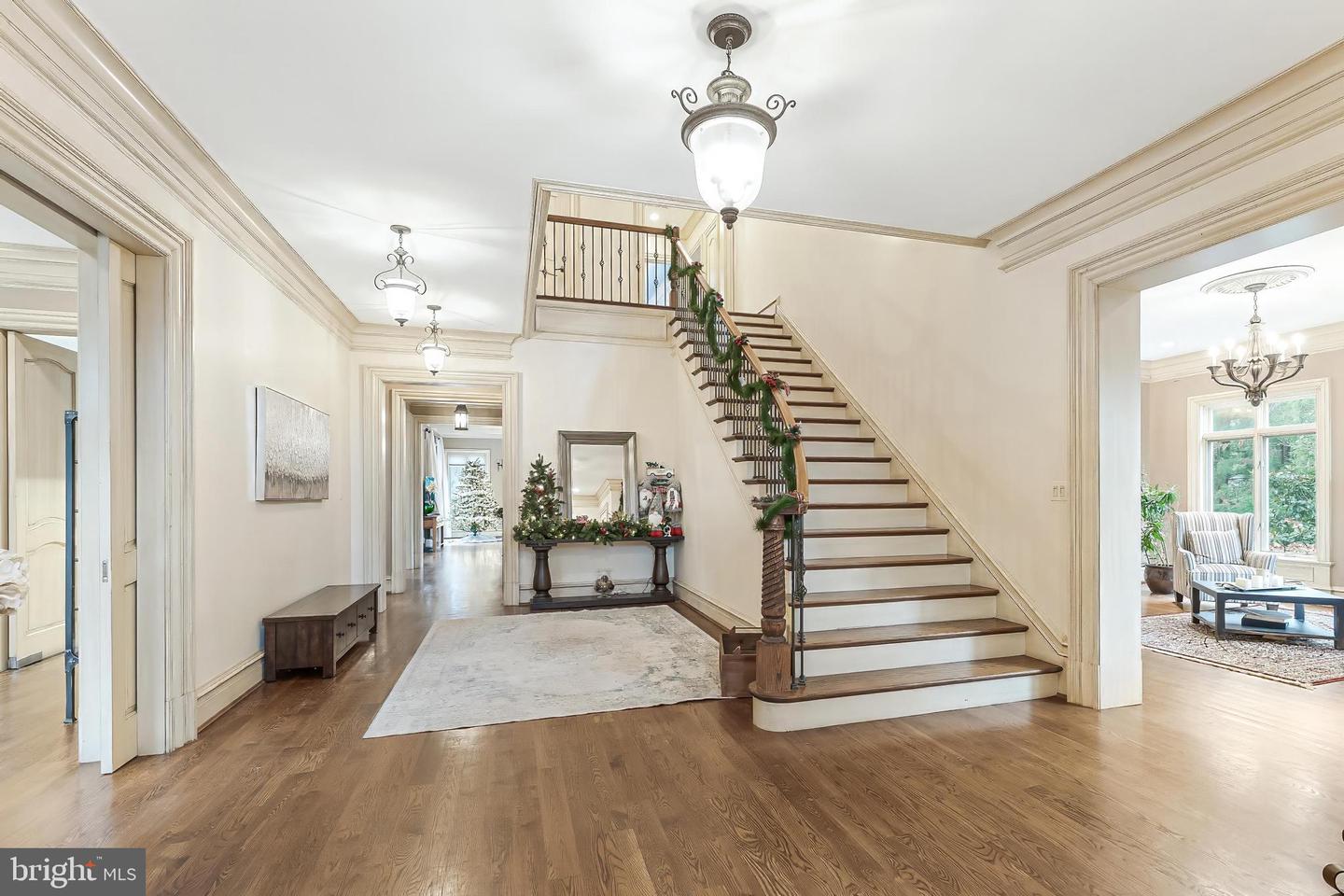 606 KENTLAND DR, GREAT FALLS, Virginia 22066, 5 Bedrooms Bedrooms, ,5 BathroomsBathrooms,Residential,For sale,606 KENTLAND DR,VAFX2279892 MLS # VAFX2279892 606 KENTLAND DR, GREAT FALLS, Virginia 22066, 5 Bedrooms Bedrooms, ,5 BathroomsBathrooms,Residential,For sale,606 KENTLAND DR,VAFX2279892 MLS # VAFX2279892