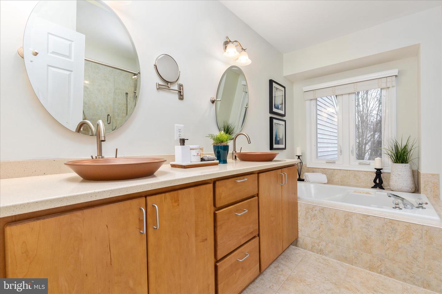 1290 WEDGEWOOD MANOR WAY, RESTON, Virginia 20194, 3 Bedrooms Bedrooms, 14 Rooms Rooms,3 BathroomsBathrooms,Residential,For sale,1290 WEDGEWOOD MANOR WAY,VAFX2280218 MLS # VAFX2280218 1290 WEDGEWOOD MANOR WAY, RESTON, Virginia 20194, 3 Bedrooms Bedrooms, 14 Rooms Rooms,3 BathroomsBathrooms,Residential,For sale,1290 WEDGEWOOD MANOR WAY,VAFX2280218 MLS # VAFX2280218