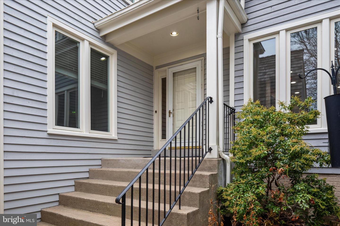 1290 WEDGEWOOD MANOR WAY, RESTON, Virginia 20194, 3 Bedrooms Bedrooms, 14 Rooms Rooms,3 BathroomsBathrooms,Residential,For sale,1290 WEDGEWOOD MANOR WAY,VAFX2280218 MLS # VAFX2280218 1290 WEDGEWOOD MANOR WAY, RESTON, Virginia 20194, 3 Bedrooms Bedrooms, 14 Rooms Rooms,3 BathroomsBathrooms,Residential,For sale,1290 WEDGEWOOD MANOR WAY,VAFX2280218 MLS # VAFX2280218