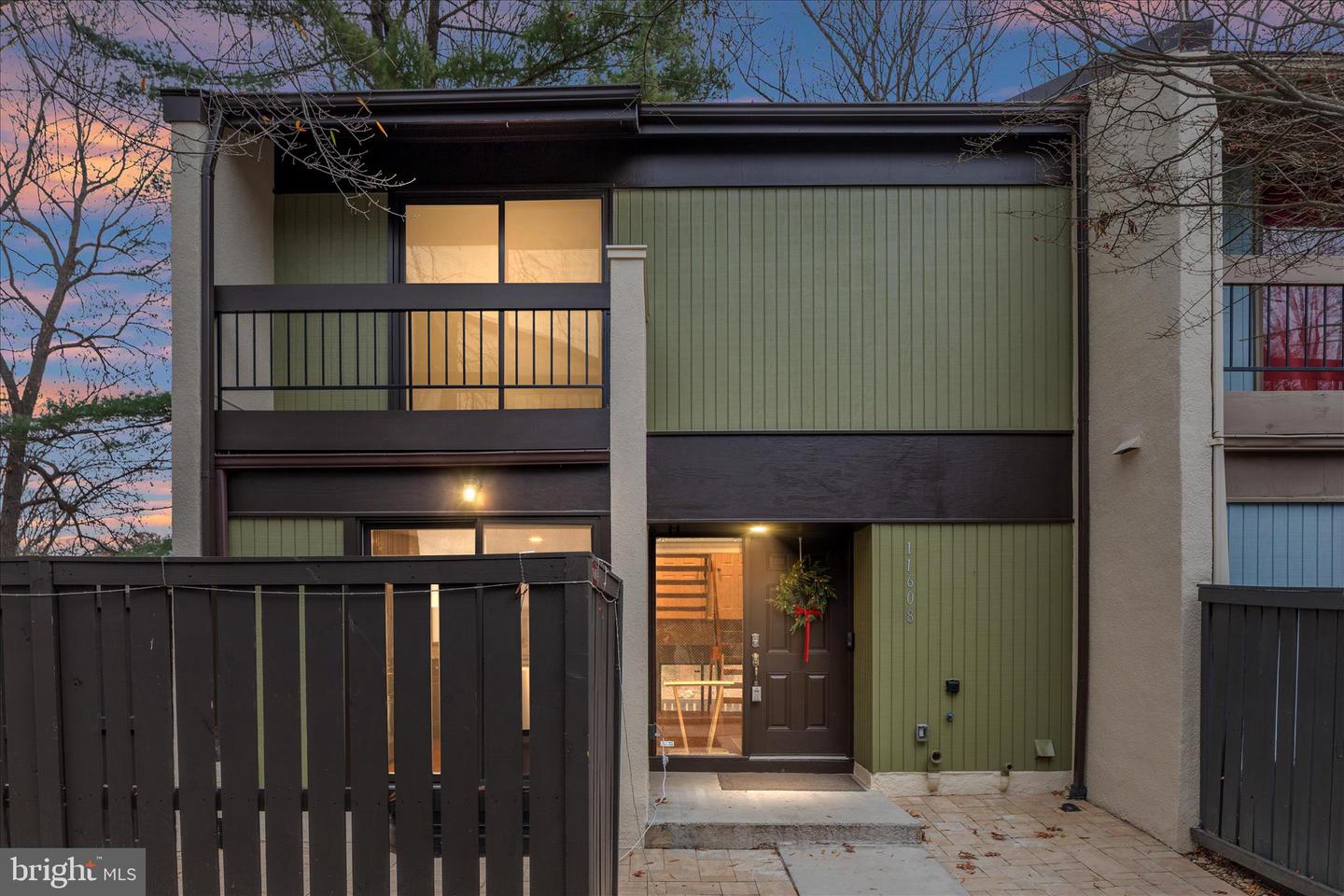 11608 NEWBRIDGE CT, RESTON, Virginia 20191, 5 Bedrooms Bedrooms, ,3 BathroomsBathrooms,Residential,For sale,11608 NEWBRIDGE CT,VAFX2280230 MLS # VAFX2280230