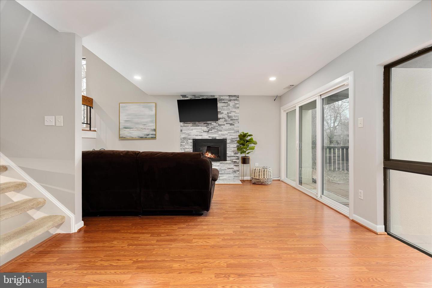 11608 NEWBRIDGE CT, RESTON, Virginia 20191, 5 Bedrooms Bedrooms, ,3 BathroomsBathrooms,Residential,For sale,11608 NEWBRIDGE CT,VAFX2280230 MLS # VAFX2280230