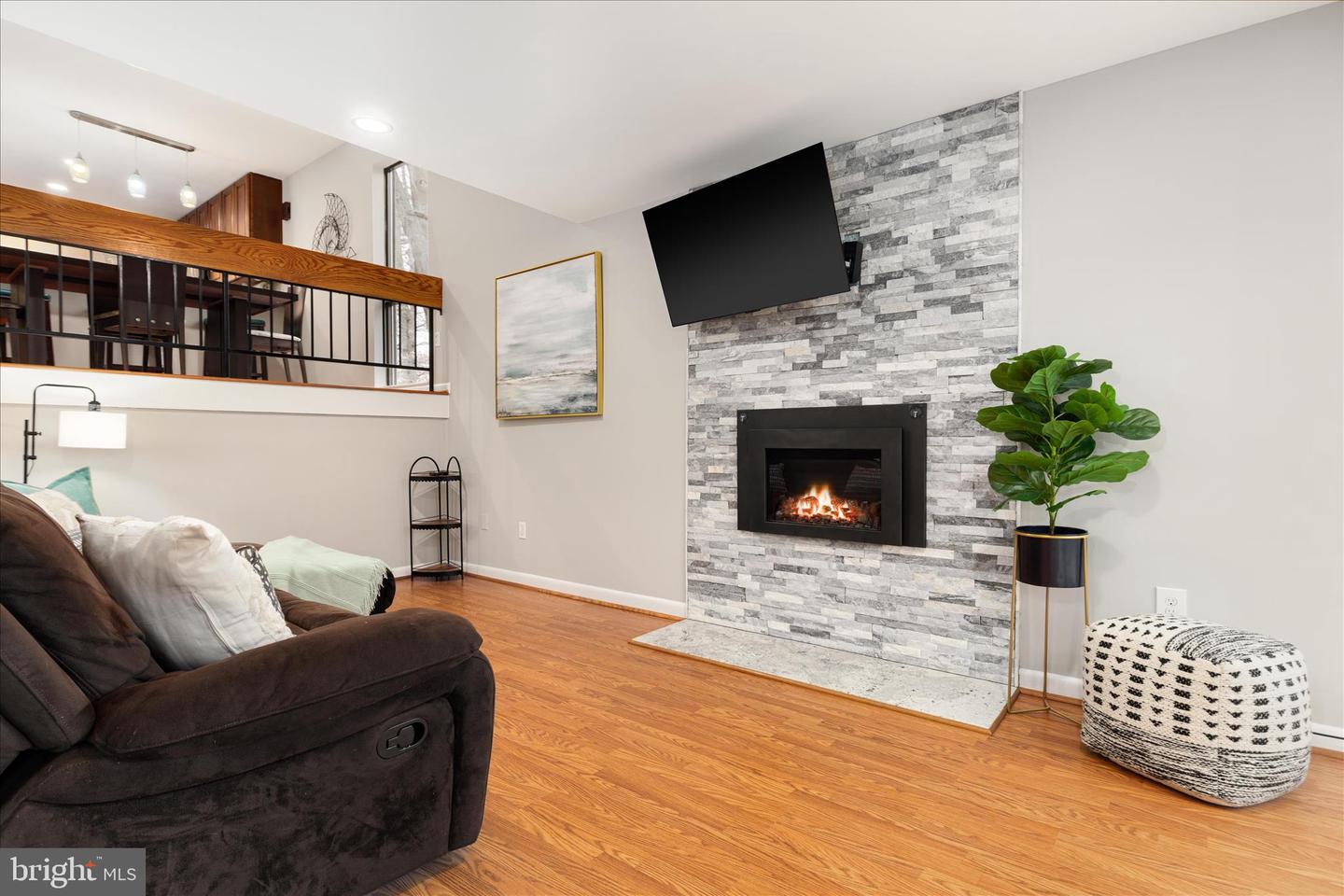 11608 NEWBRIDGE CT, RESTON, Virginia 20191, 5 Bedrooms Bedrooms, ,3 BathroomsBathrooms,Residential,For sale,11608 NEWBRIDGE CT,VAFX2280230 MLS # VAFX2280230