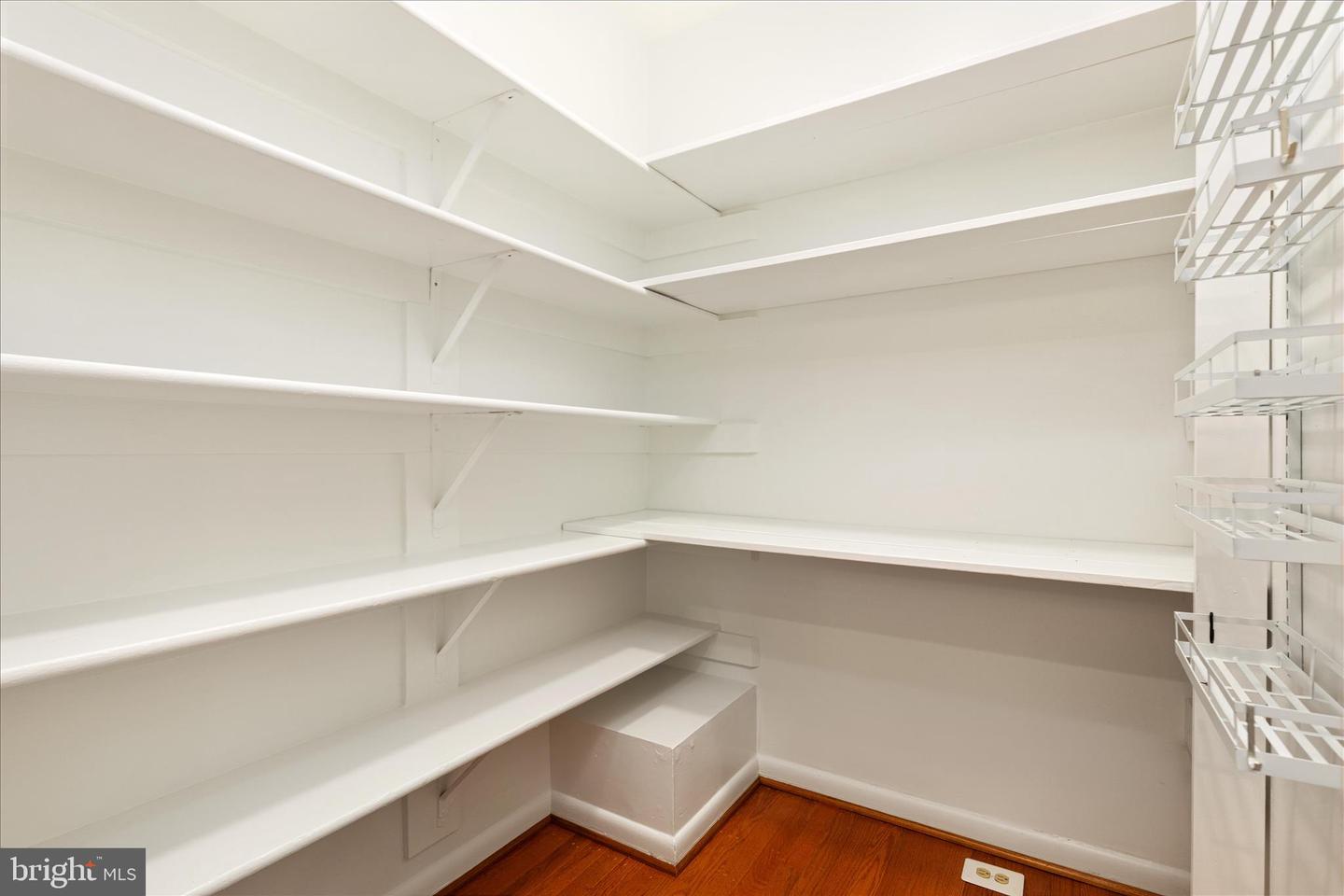 11608 NEWBRIDGE CT, RESTON, Virginia 20191, 5 Bedrooms Bedrooms, ,3 BathroomsBathrooms,Residential,For sale,11608 NEWBRIDGE CT,VAFX2280230 MLS # VAFX2280230