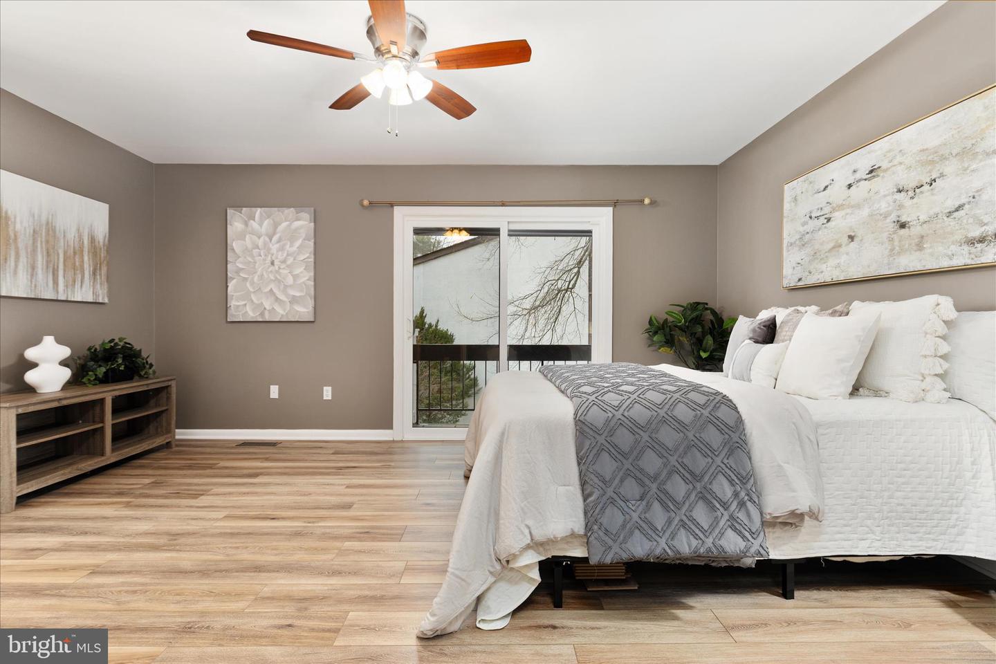 11608 NEWBRIDGE CT, RESTON, Virginia 20191, 5 Bedrooms Bedrooms, ,3 BathroomsBathrooms,Residential,For sale,11608 NEWBRIDGE CT,VAFX2280230 MLS # VAFX2280230