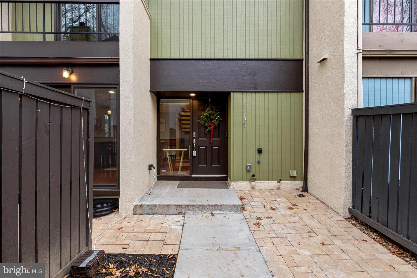 11608 NEWBRIDGE CT, RESTON, Virginia 20191, 5 Bedrooms Bedrooms, ,3 BathroomsBathrooms,Residential,For sale,11608 NEWBRIDGE CT,VAFX2280230 MLS # VAFX2280230