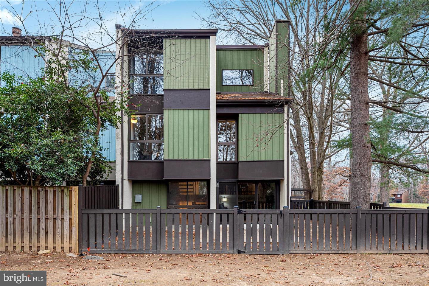 11608 NEWBRIDGE CT, RESTON, Virginia 20191, 5 Bedrooms Bedrooms, ,3 BathroomsBathrooms,Residential,For sale,11608 NEWBRIDGE CT,VAFX2280230 MLS # VAFX2280230