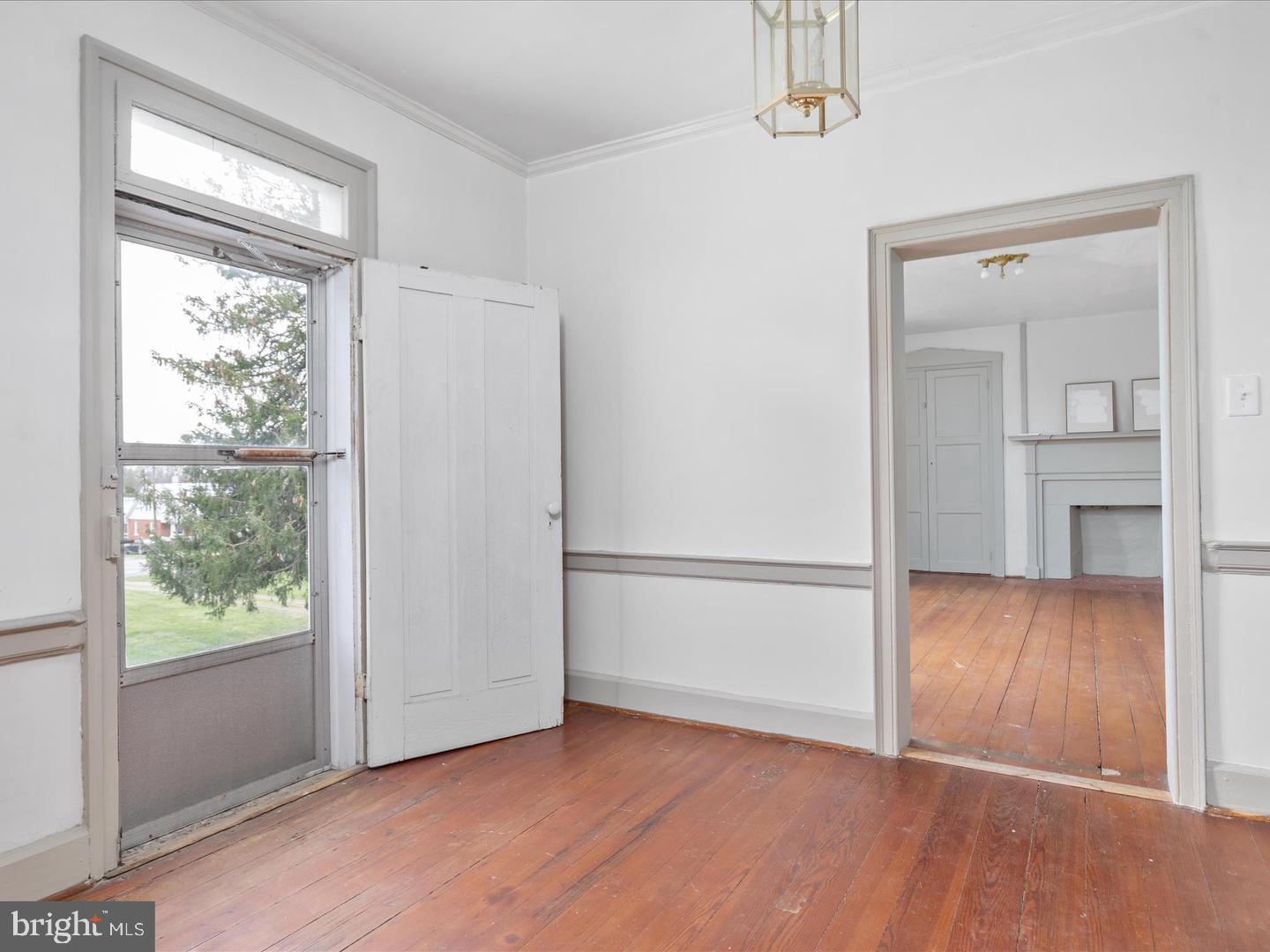 5155 MAIN ST, STEPHENS CITY, Virginia 22655, 4 Bedrooms Bedrooms, ,3 BathroomsBathrooms,Residential,For sale,5155 MAIN ST,VAFV2038212 MLS # VAFV2038212 5155 MAIN ST, STEPHENS CITY, Virginia 22655, 4 Bedrooms Bedrooms, ,3 BathroomsBathrooms,Residential,For sale,5155 MAIN ST,VAFV2038212 MLS # VAFV2038212