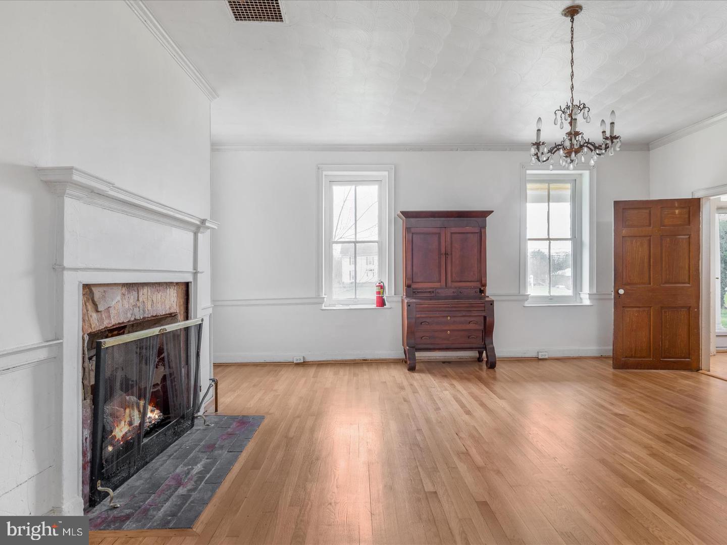 5155 MAIN ST, STEPHENS CITY, Virginia 22655, 4 Bedrooms Bedrooms, ,3 BathroomsBathrooms,Residential,For sale,5155 MAIN ST,VAFV2038212 MLS # VAFV2038212 5155 MAIN ST, STEPHENS CITY, Virginia 22655, 4 Bedrooms Bedrooms, ,3 BathroomsBathrooms,Residential,For sale,5155 MAIN ST,VAFV2038212 MLS # VAFV2038212