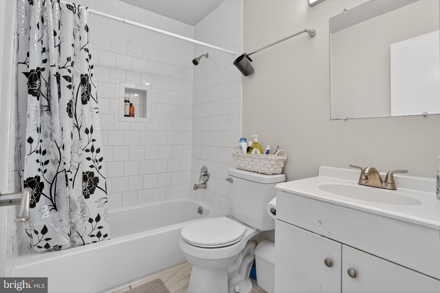 12875 CARA DR #29-B, WOODBRIDGE, Virginia 22192, 3 Bedrooms Bedrooms, ,2 BathroomsBathrooms,Residential,For sale,12875 CARA DR #29-B,VAPW2108374 MLS # VAPW2108374