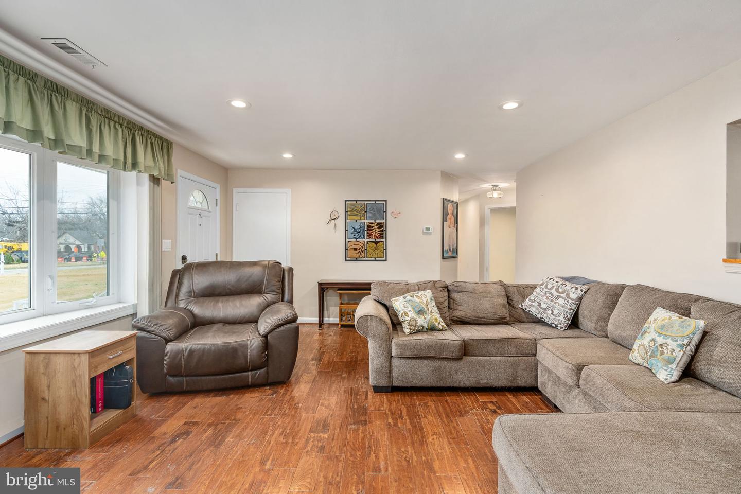 1412 DEVILS REACH RD, WOODBRIDGE, Virginia 22192, 4 Bedrooms Bedrooms, ,3 BathroomsBathrooms,Residential,For sale,1412 DEVILS REACH RD,VAPW2108384 MLS # VAPW2108384 1412 DEVILS REACH RD, WOODBRIDGE, Virginia 22192, 4 Bedrooms Bedrooms, ,3 BathroomsBathrooms,Residential,For sale,1412 DEVILS REACH RD,VAPW2108384 MLS # VAPW2108384