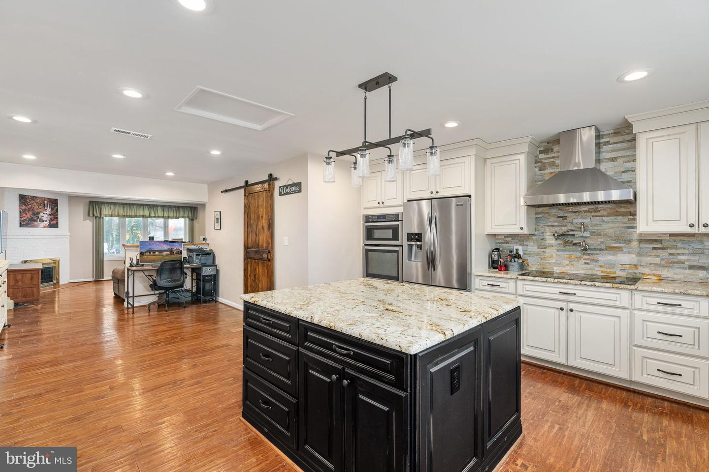 1412 DEVILS REACH RD, WOODBRIDGE, Virginia 22192, 4 Bedrooms Bedrooms, ,3 BathroomsBathrooms,Residential,For sale,1412 DEVILS REACH RD,VAPW2108384 MLS # VAPW2108384 1412 DEVILS REACH RD, WOODBRIDGE, Virginia 22192, 4 Bedrooms Bedrooms, ,3 BathroomsBathrooms,Residential,For sale,1412 DEVILS REACH RD,VAPW2108384 MLS # VAPW2108384