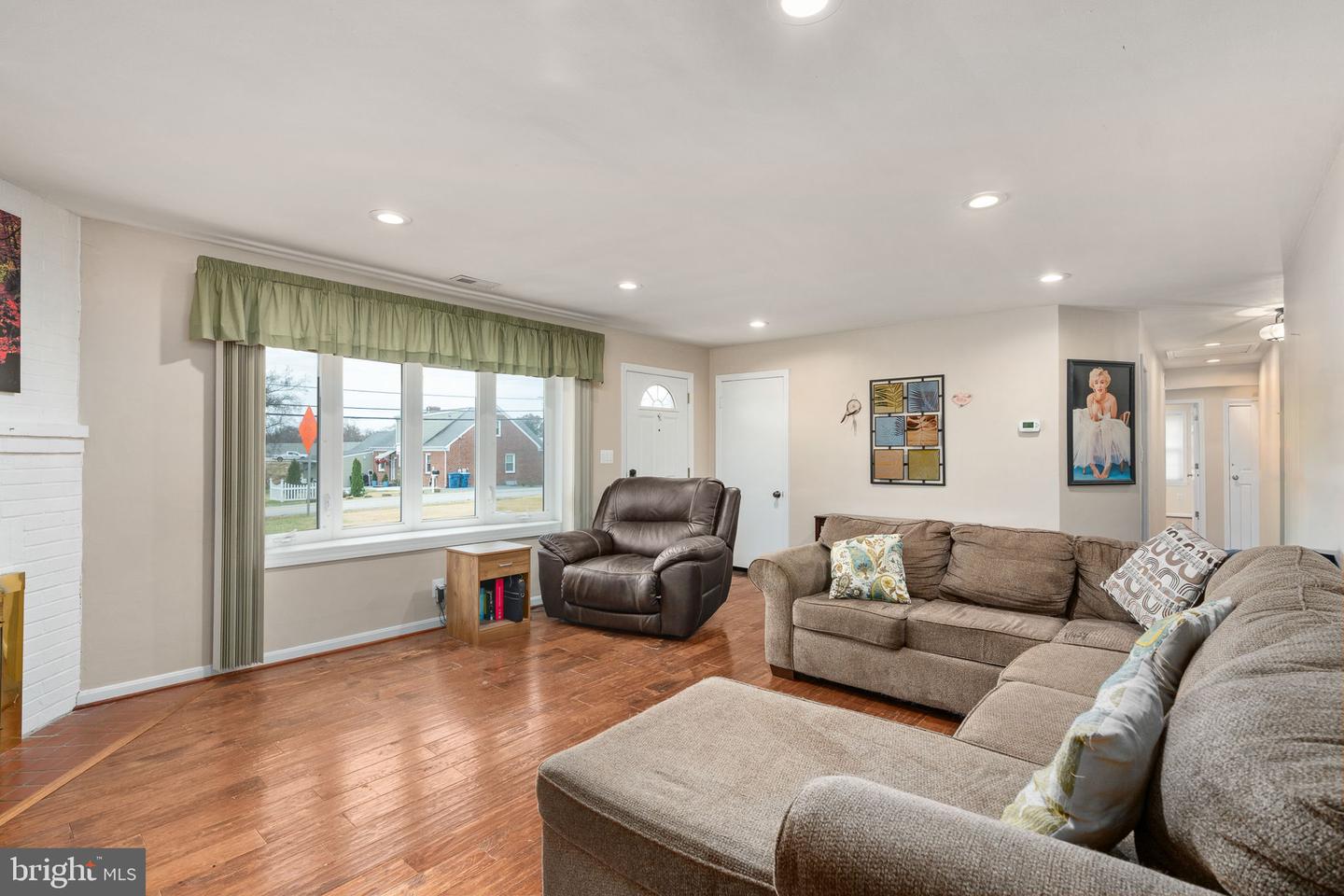 1412 DEVILS REACH RD, WOODBRIDGE, Virginia 22192, 4 Bedrooms Bedrooms, ,3 BathroomsBathrooms,Residential,For sale,1412 DEVILS REACH RD,VAPW2108384 MLS # VAPW2108384 1412 DEVILS REACH RD, WOODBRIDGE, Virginia 22192, 4 Bedrooms Bedrooms, ,3 BathroomsBathrooms,Residential,For sale,1412 DEVILS REACH RD,VAPW2108384 MLS # VAPW2108384