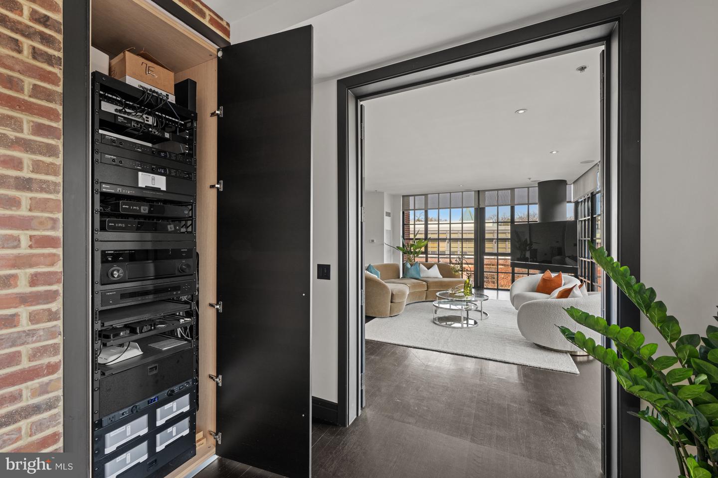 3303 WATER ST NW #7E, WASHINGTON, District Of Columbia 20007, 3 Bedrooms Bedrooms, ,2 BathroomsBathrooms,Residential,For sale,3303 WATER ST NW #7E,DCDC2233214 MLS # DCDC2233214 3303 WATER ST NW #7E, WASHINGTON, District Of Columbia 20007, 3 Bedrooms Bedrooms, ,2 BathroomsBathrooms,Residential,For sale,3303 WATER ST NW #7E,DCDC2233214 MLS # DCDC2233214