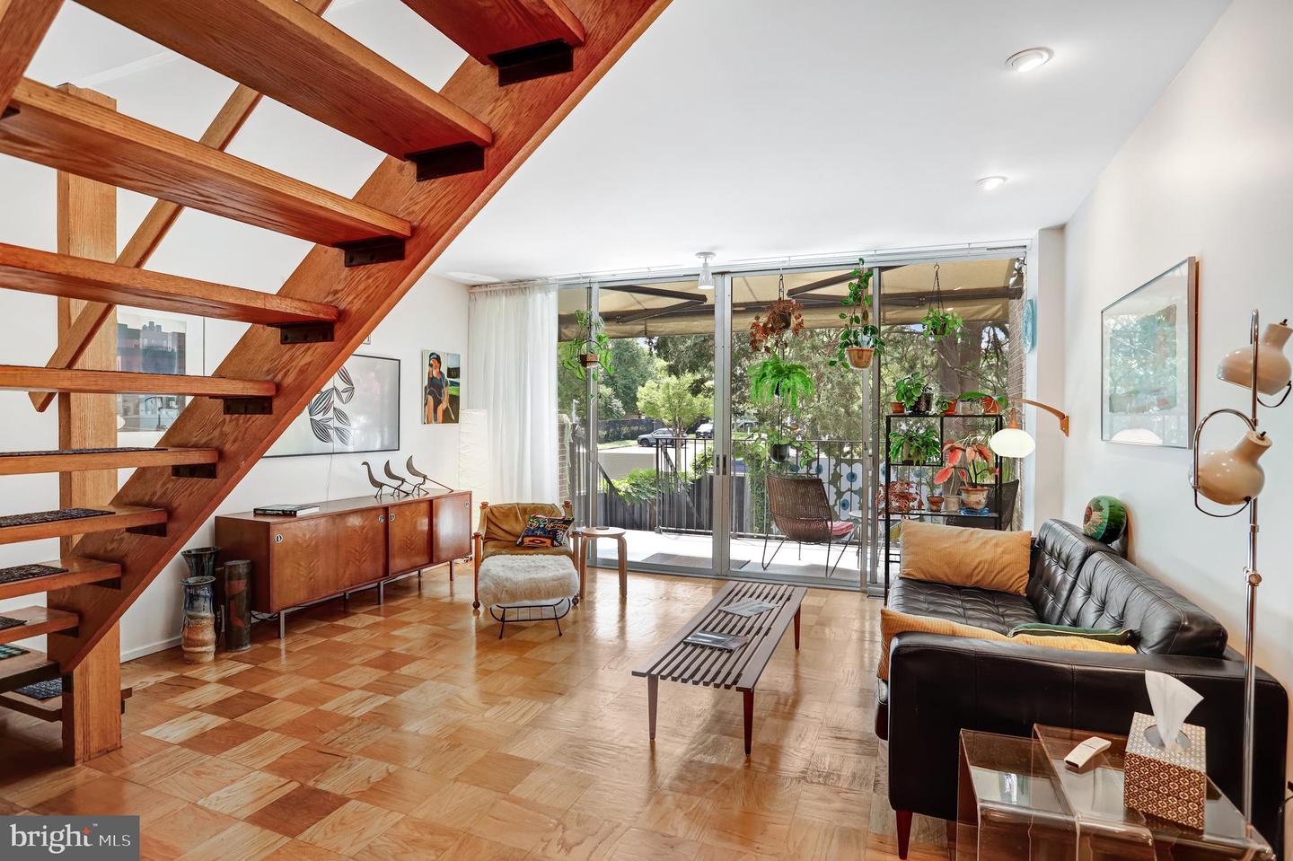 341 O ST SW, WASHINGTON, District Of Columbia 20024, 3 Bedrooms Bedrooms, ,2 BathroomsBathrooms,Residential,For sale,341 O ST SW,DCDC2233436 MLS # DCDC2233436 341 O ST SW, WASHINGTON, District Of Columbia 20024, 3 Bedrooms Bedrooms, ,2 BathroomsBathrooms,Residential,For sale,341 O ST SW,DCDC2233436 MLS # DCDC2233436