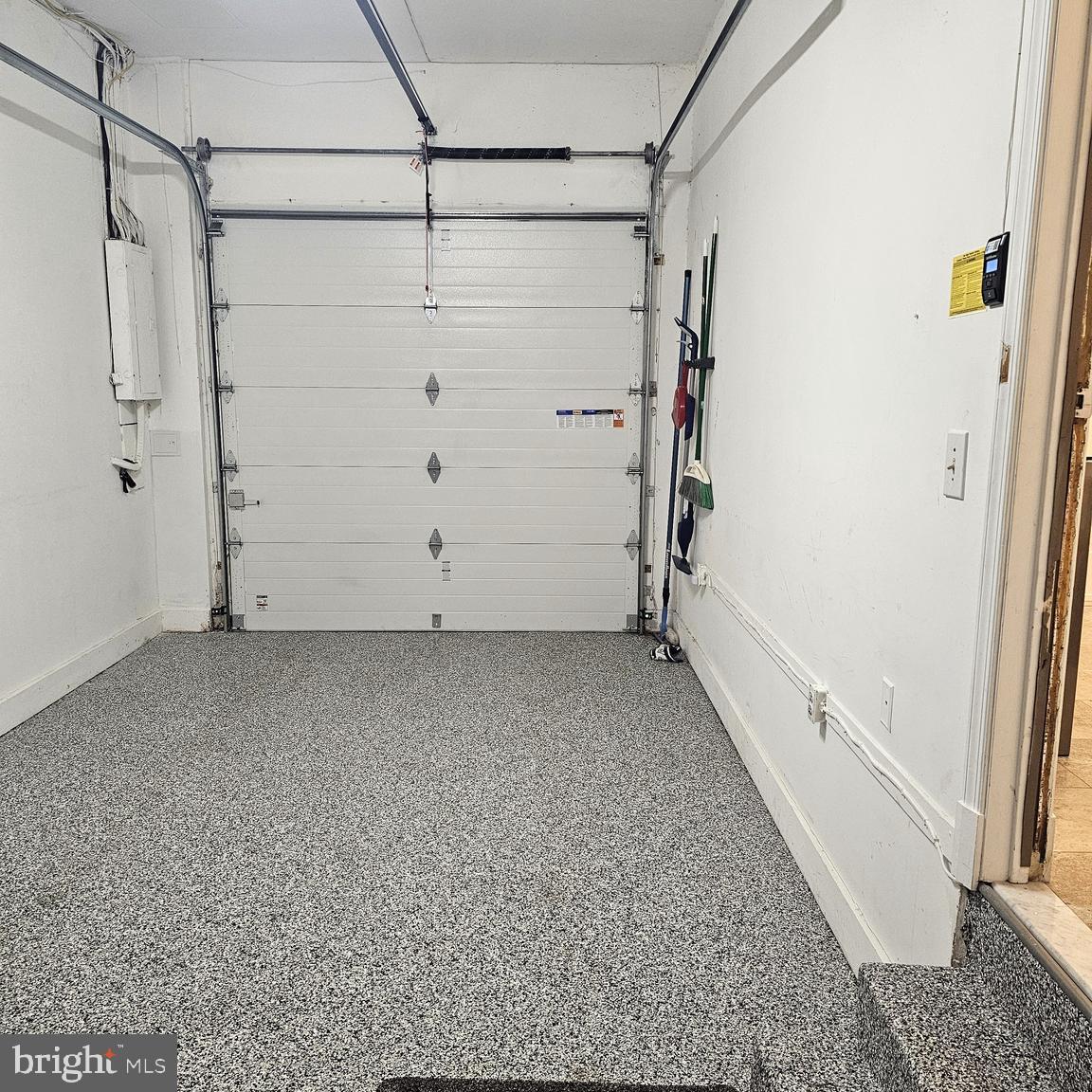 203 PRINCESS ST, ALEXANDRIA, Virginia 22314, 2 Bedrooms Bedrooms, ,2 BathroomsBathrooms,Residential,For sale,203 PRINCESS ST,VAAX2052178 MLS # VAAX2052178