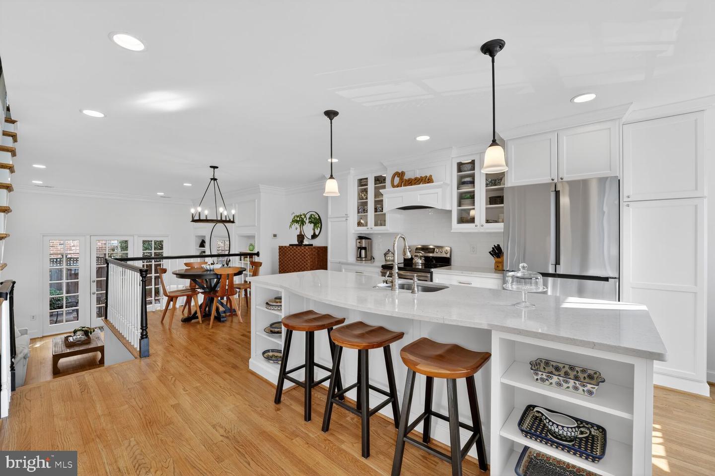 203 PRINCESS ST, ALEXANDRIA, Virginia 22314, 2 Bedrooms Bedrooms, ,2 BathroomsBathrooms,Residential,For sale,203 PRINCESS ST,VAAX2052178 MLS # VAAX2052178