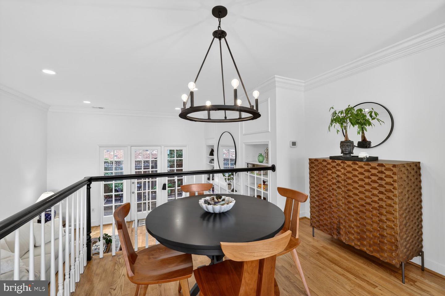 203 PRINCESS ST, ALEXANDRIA, Virginia 22314, 2 Bedrooms Bedrooms, ,2 BathroomsBathrooms,Residential,For sale,203 PRINCESS ST,VAAX2052178 MLS # VAAX2052178