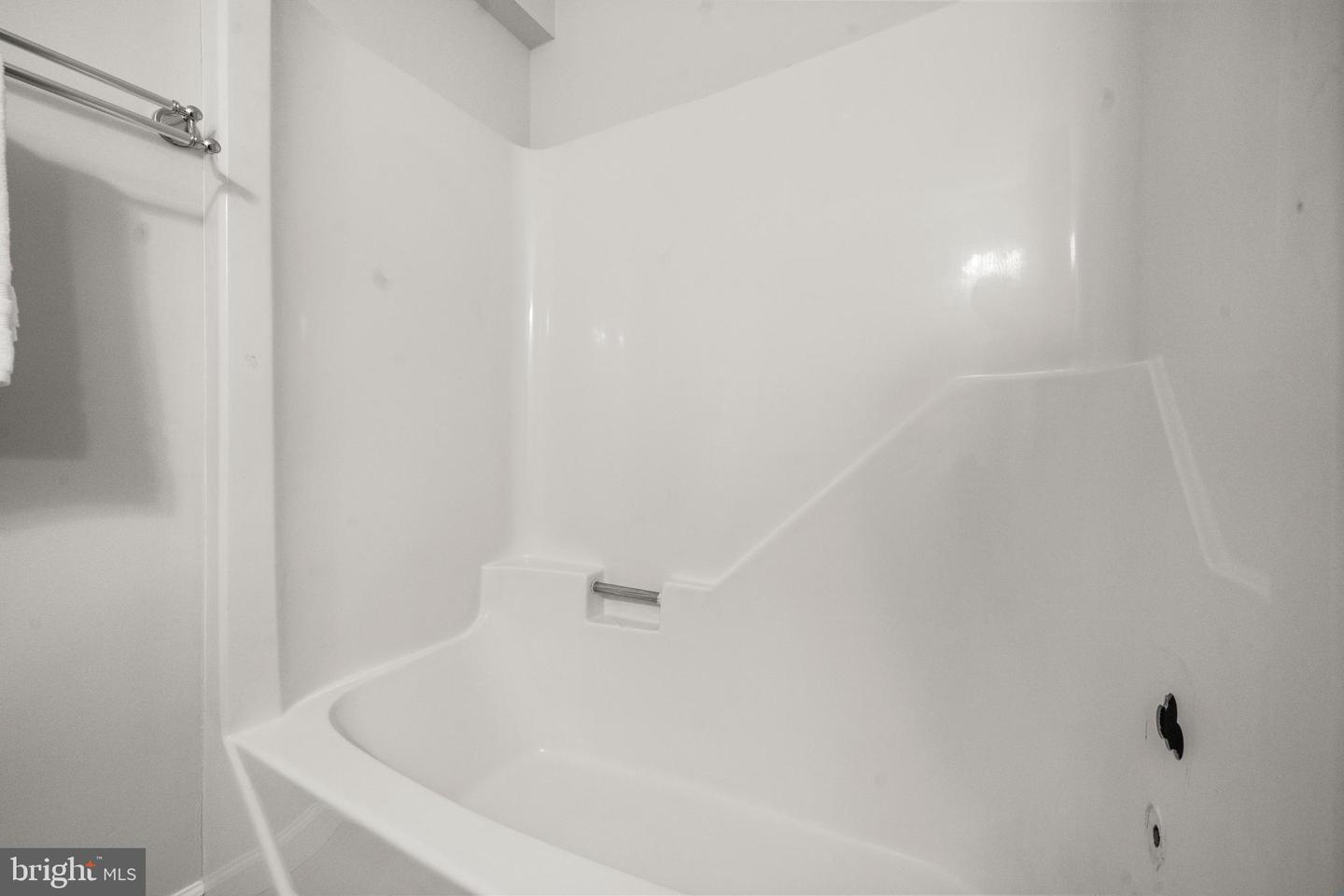 6081 BURNSIDE LANDING DR, BURKE, Virginia 22015, 5 Bedrooms Bedrooms, 15 Rooms Rooms,3 BathroomsBathrooms,Residential,For sale,6081 BURNSIDE LANDING DR,VAFX2281438 MLS # VAFX2281438