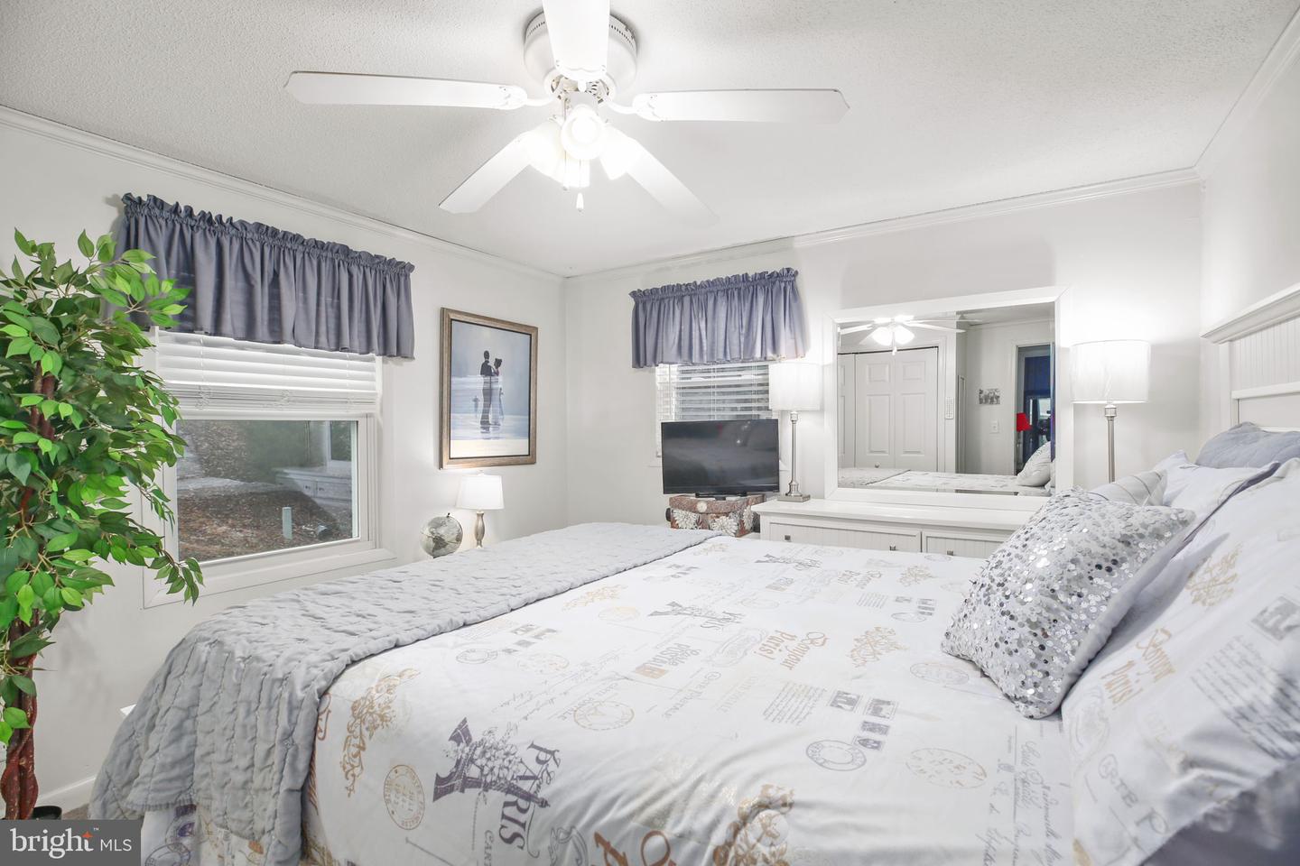 6517 DEERSKIN DR, FREDERICKSBURG, Virginia 22407, 4 Bedrooms Bedrooms, ,2 BathroomsBathrooms,Residential,For sale,6517 DEERSKIN DR,VASP2037980 MLS # VASP2037980 6517 DEERSKIN DR, FREDERICKSBURG, Virginia 22407, 4 Bedrooms Bedrooms, ,2 BathroomsBathrooms,Residential,For sale,6517 DEERSKIN DR,VASP2037980 MLS # VASP2037980