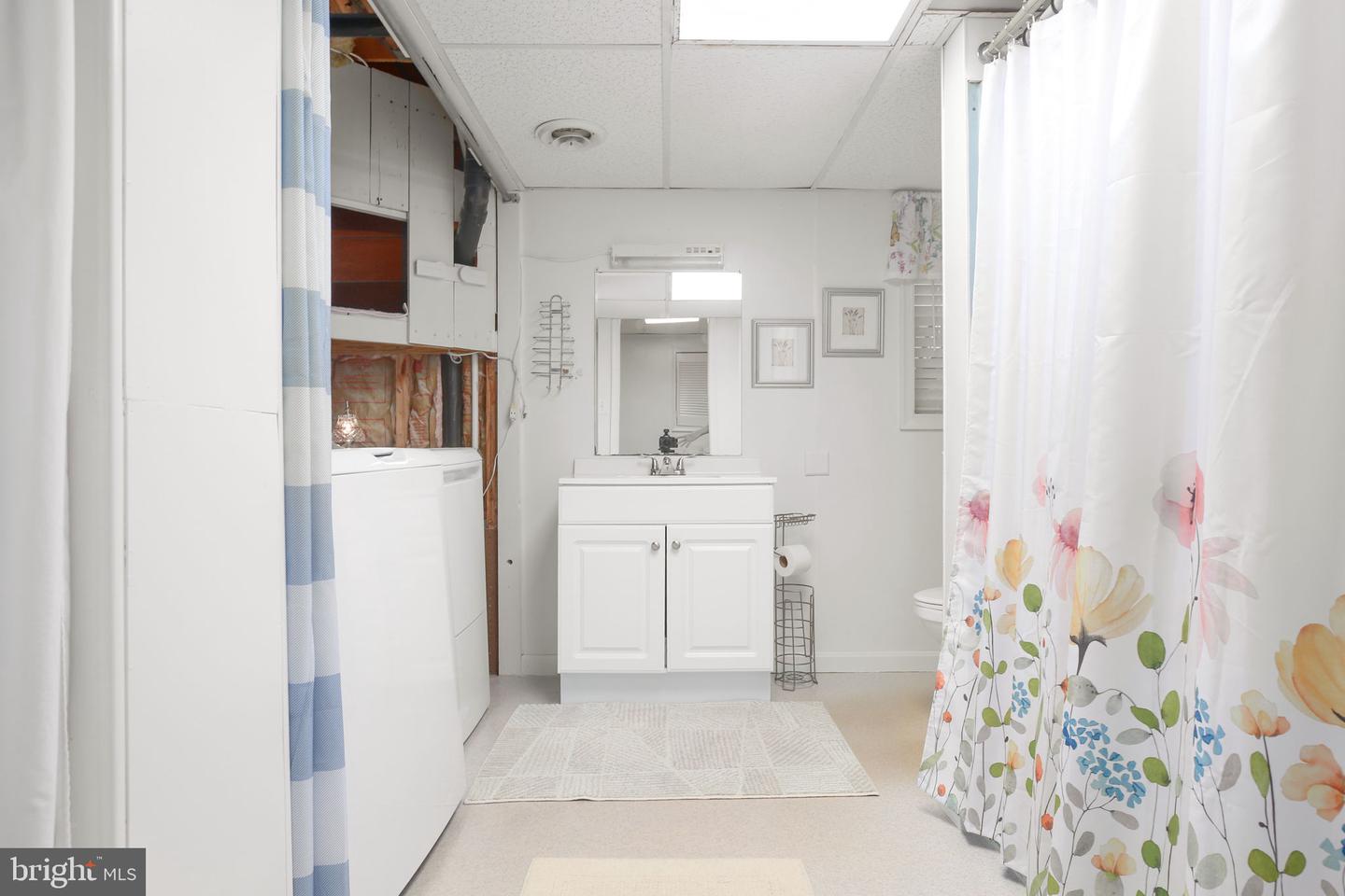 6517 DEERSKIN DR, FREDERICKSBURG, Virginia 22407, 4 Bedrooms Bedrooms, ,2 BathroomsBathrooms,Residential,For sale,6517 DEERSKIN DR,VASP2037980 MLS # VASP2037980 6517 DEERSKIN DR, FREDERICKSBURG, Virginia 22407, 4 Bedrooms Bedrooms, ,2 BathroomsBathrooms,Residential,For sale,6517 DEERSKIN DR,VASP2037980 MLS # VASP2037980