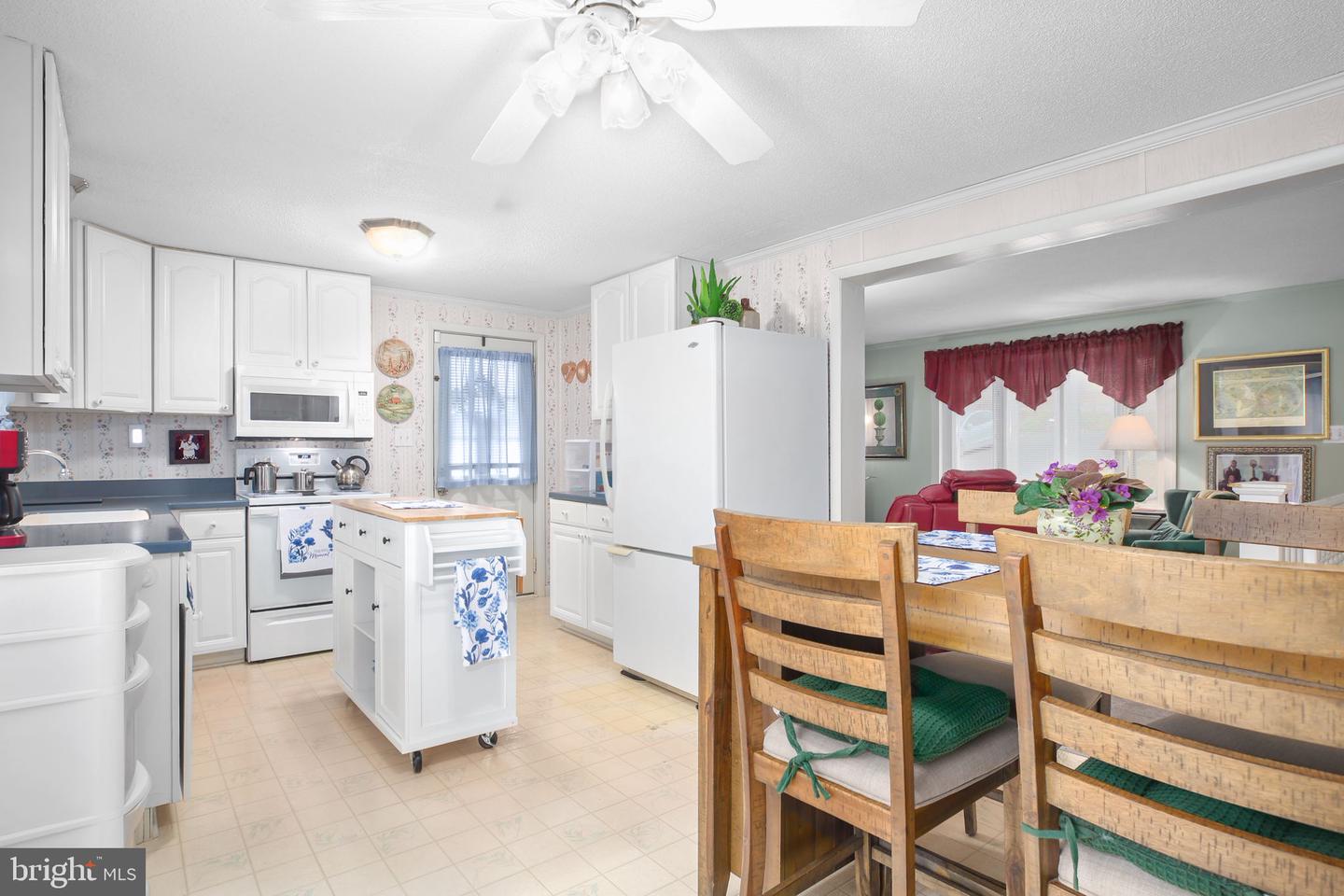 6517 DEERSKIN DR, FREDERICKSBURG, Virginia 22407, 4 Bedrooms Bedrooms, ,2 BathroomsBathrooms,Residential,For sale,6517 DEERSKIN DR,VASP2037980 MLS # VASP2037980 6517 DEERSKIN DR, FREDERICKSBURG, Virginia 22407, 4 Bedrooms Bedrooms, ,2 BathroomsBathrooms,Residential,For sale,6517 DEERSKIN DR,VASP2037980 MLS # VASP2037980