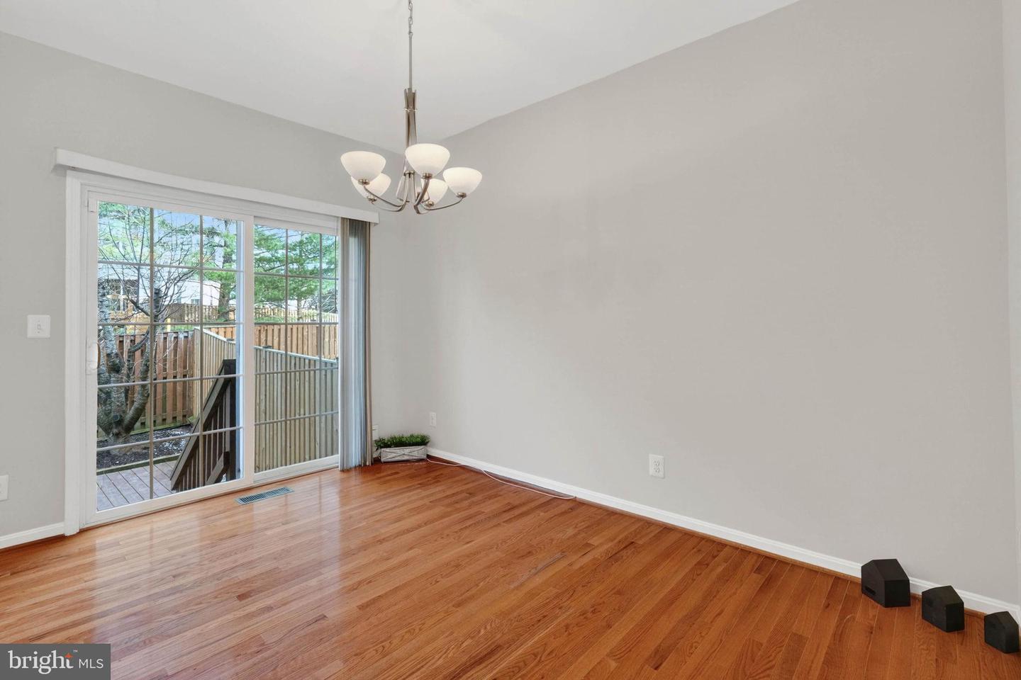 15615 WINDING CREEK DR, DUMFRIES, Virginia 22025, 3 Bedrooms Bedrooms, 7 Rooms Rooms,2 BathroomsBathrooms,Residential,For sale,15615 WINDING CREEK DR,VAPW2108686 MLS # VAPW2108686