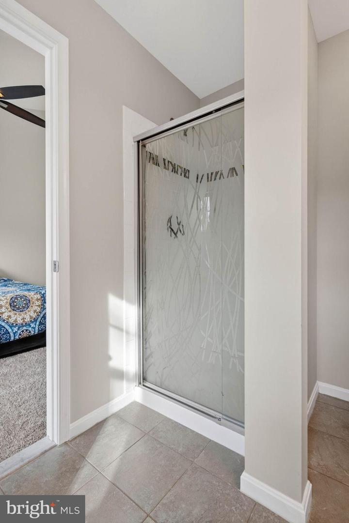 15615 WINDING CREEK DR, DUMFRIES, Virginia 22025, 3 Bedrooms Bedrooms, 7 Rooms Rooms,2 BathroomsBathrooms,Residential,For sale,15615 WINDING CREEK DR,VAPW2108686 MLS # VAPW2108686