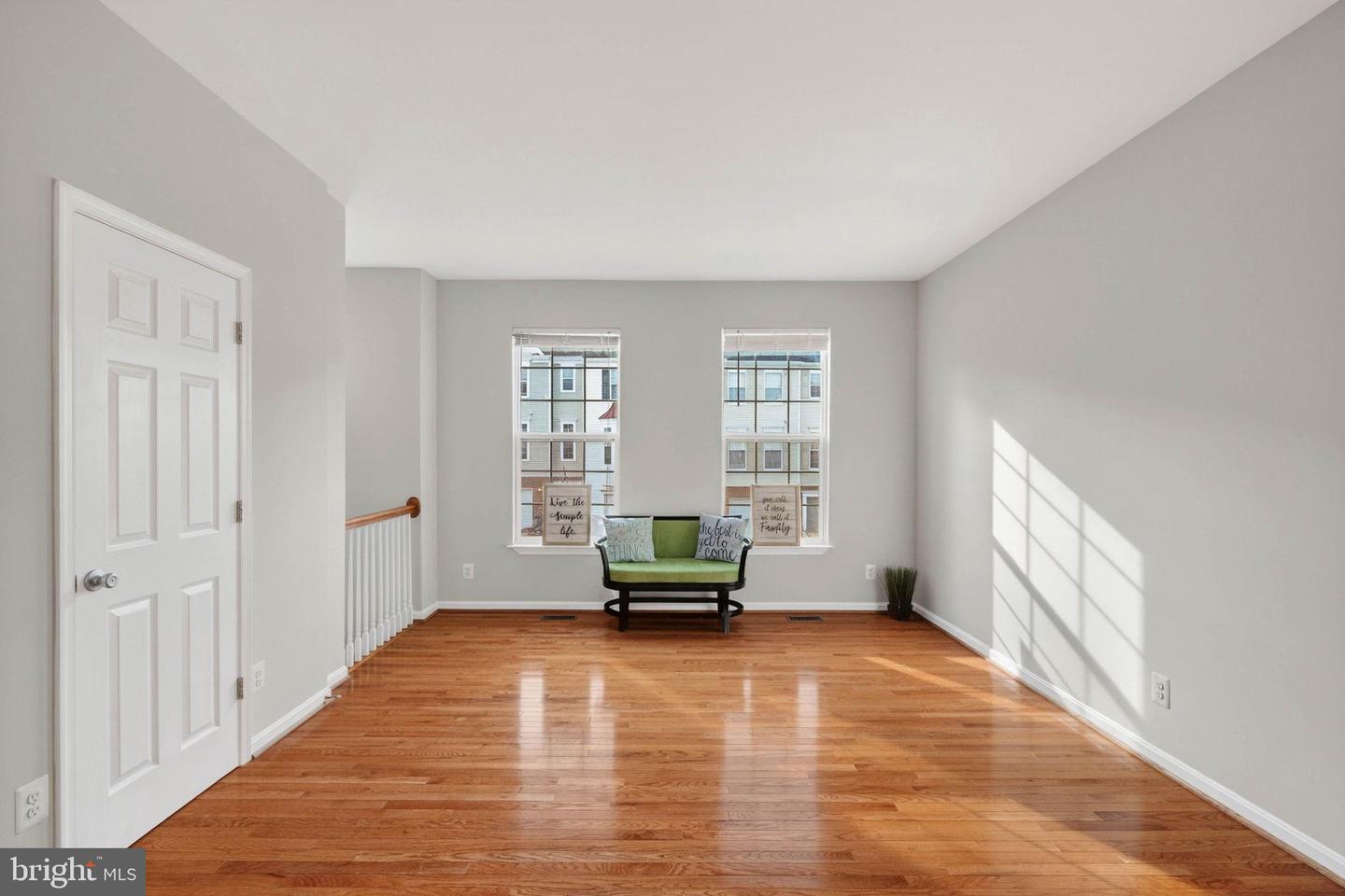 15615 WINDING CREEK DR, DUMFRIES, Virginia 22025, 3 Bedrooms Bedrooms, 7 Rooms Rooms,2 BathroomsBathrooms,Residential,For sale,15615 WINDING CREEK DR,VAPW2108686 MLS # VAPW2108686