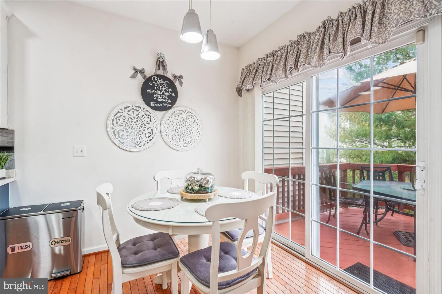 25830 KIRKWOOD SQ, CHANTILLY, Virginia 20152, 3 Bedrooms Bedrooms, ,3 BathroomsBathrooms,Residential,For sale,25830 KIRKWOOD SQ,VALO2112030 MLS # VALO2112030 25830 KIRKWOOD SQ, CHANTILLY, Virginia 20152, 3 Bedrooms Bedrooms, ,3 BathroomsBathrooms,Residential,For sale,25830 KIRKWOOD SQ,VALO2112030 MLS # VALO2112030