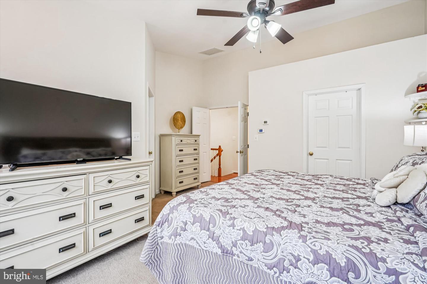 25830 KIRKWOOD SQ, CHANTILLY, Virginia 20152, 3 Bedrooms Bedrooms, ,3 BathroomsBathrooms,Residential,For sale,25830 KIRKWOOD SQ,VALO2112030 MLS # VALO2112030 25830 KIRKWOOD SQ, CHANTILLY, Virginia 20152, 3 Bedrooms Bedrooms, ,3 BathroomsBathrooms,Residential,For sale,25830 KIRKWOOD SQ,VALO2112030 MLS # VALO2112030