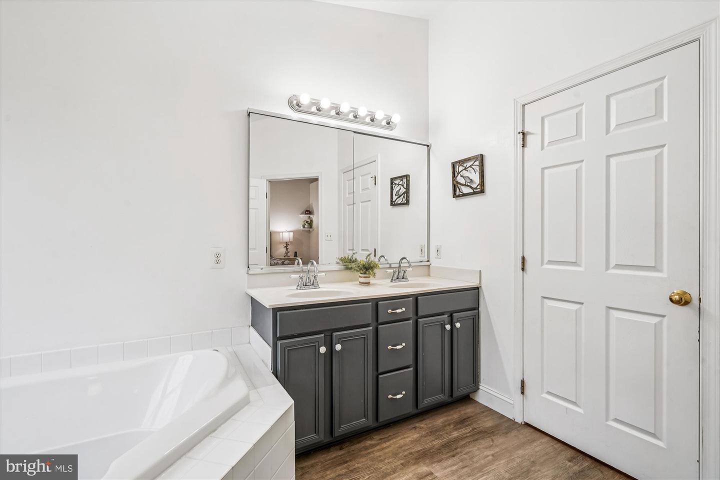 25830 KIRKWOOD SQ, CHANTILLY, Virginia 20152, 3 Bedrooms Bedrooms, ,3 BathroomsBathrooms,Residential,For sale,25830 KIRKWOOD SQ,VALO2112030 MLS # VALO2112030 25830 KIRKWOOD SQ, CHANTILLY, Virginia 20152, 3 Bedrooms Bedrooms, ,3 BathroomsBathrooms,Residential,For sale,25830 KIRKWOOD SQ,VALO2112030 MLS # VALO2112030