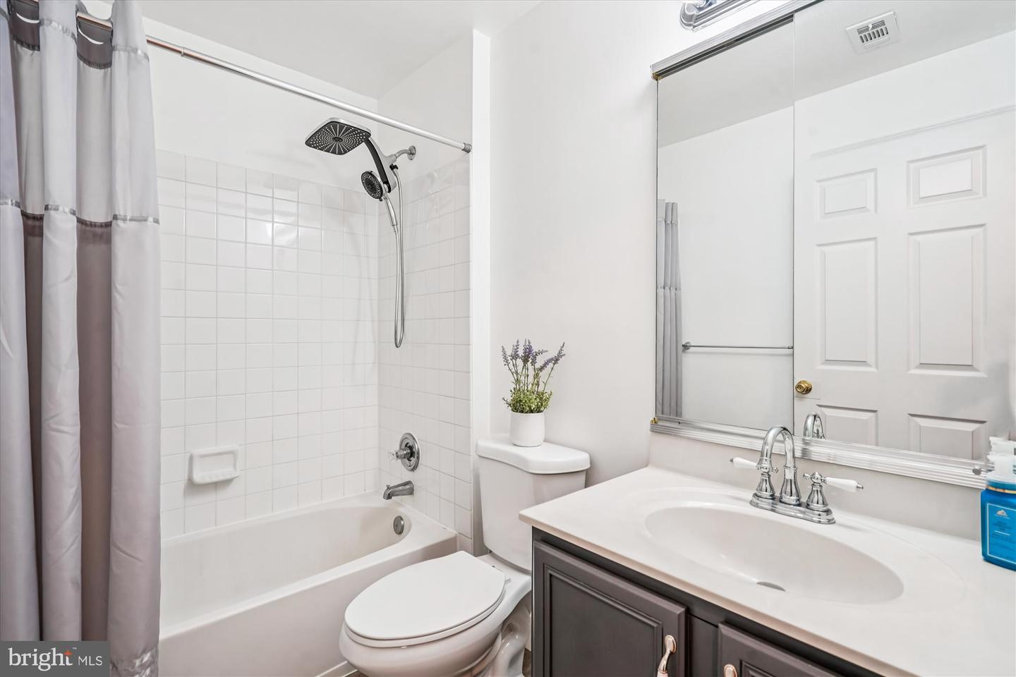 25830 KIRKWOOD SQ, CHANTILLY, Virginia 20152, 3 Bedrooms Bedrooms, ,3 BathroomsBathrooms,Residential,For sale,25830 KIRKWOOD SQ,VALO2112030 MLS # VALO2112030 25830 KIRKWOOD SQ, CHANTILLY, Virginia 20152, 3 Bedrooms Bedrooms, ,3 BathroomsBathrooms,Residential,For sale,25830 KIRKWOOD SQ,VALO2112030 MLS # VALO2112030