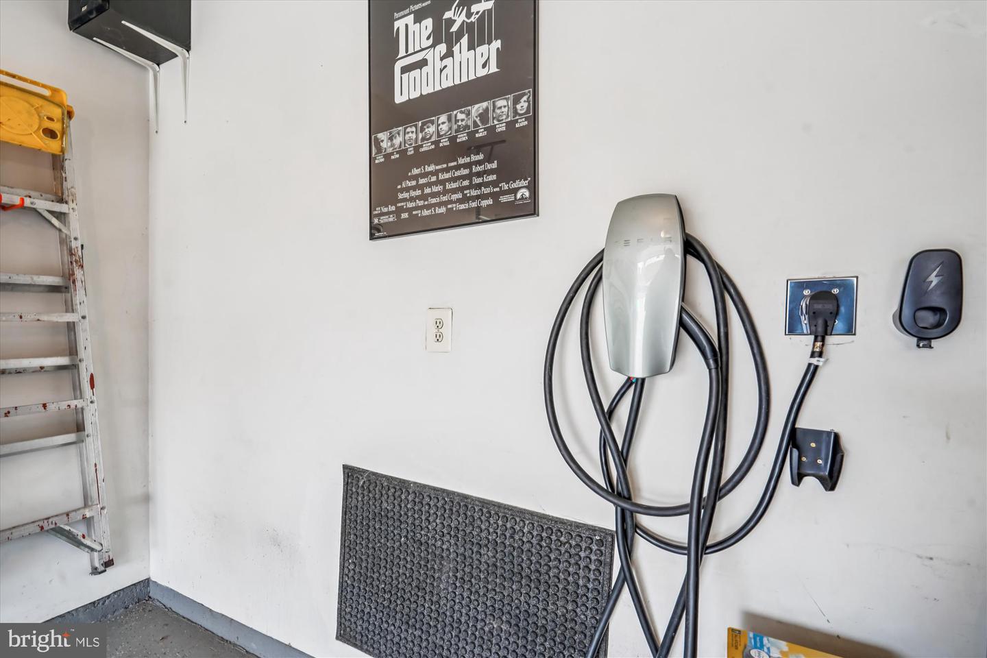 25830 KIRKWOOD SQ, CHANTILLY, Virginia 20152, 3 Bedrooms Bedrooms, ,3 BathroomsBathrooms,Residential,For sale,25830 KIRKWOOD SQ,VALO2112030 MLS # VALO2112030 25830 KIRKWOOD SQ, CHANTILLY, Virginia 20152, 3 Bedrooms Bedrooms, ,3 BathroomsBathrooms,Residential,For sale,25830 KIRKWOOD SQ,VALO2112030 MLS # VALO2112030