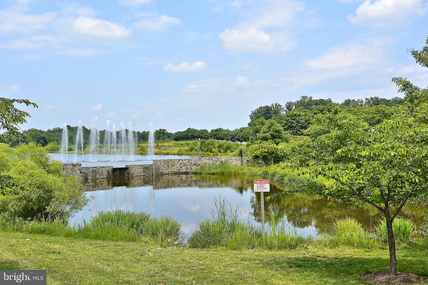 25830 KIRKWOOD SQ, CHANTILLY, Virginia 20152, 3 Bedrooms Bedrooms, ,3 BathroomsBathrooms,Residential,For sale,25830 KIRKWOOD SQ,VALO2112030 MLS # VALO2112030 25830 KIRKWOOD SQ, CHANTILLY, Virginia 20152, 3 Bedrooms Bedrooms, ,3 BathroomsBathrooms,Residential,For sale,25830 KIRKWOOD SQ,VALO2112030 MLS # VALO2112030