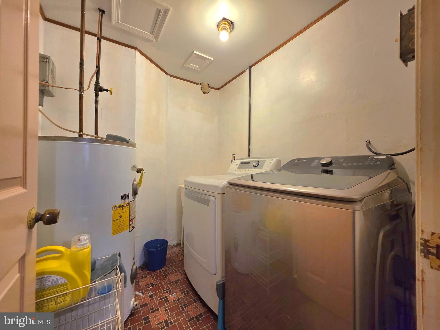 7117 JUDITH AVE, ALEXANDRIA, Virginia 22315, 5 Bedrooms Bedrooms, ,3 BathroomsBathrooms,Residential,For sale,7117 JUDITH AVE,VAFX2281770 MLS # VAFX2281770