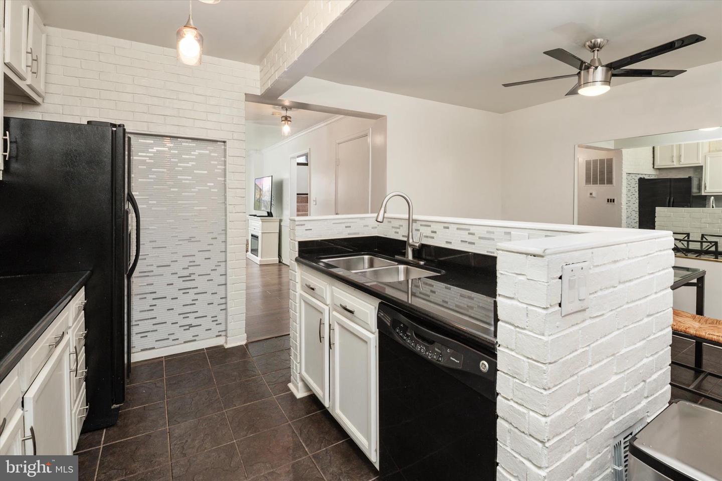 1353 MORRIS RD SE, WASHINGTON, District Of Columbia 20020, 4 Bedrooms Bedrooms, ,2 BathroomsBathrooms,Residential,For sale,1353 MORRIS RD SE,DCDC2233804 MLS # DCDC2233804