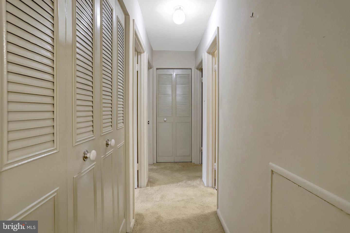 8300 TOBIN RD #23, ANNANDALE, Virginia 22003, 3 Bedrooms Bedrooms, ,2 BathroomsBathrooms,Residential,For sale,8300 TOBIN RD #23,VAFX2281818 MLS # VAFX2281818