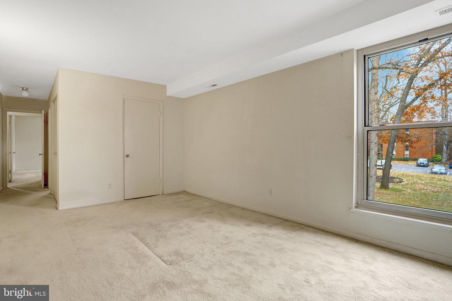 8300 TOBIN RD #23, ANNANDALE, Virginia 22003, 3 Bedrooms Bedrooms, ,2 BathroomsBathrooms,Residential,For sale,8300 TOBIN RD #23,VAFX2281818 MLS # VAFX2281818