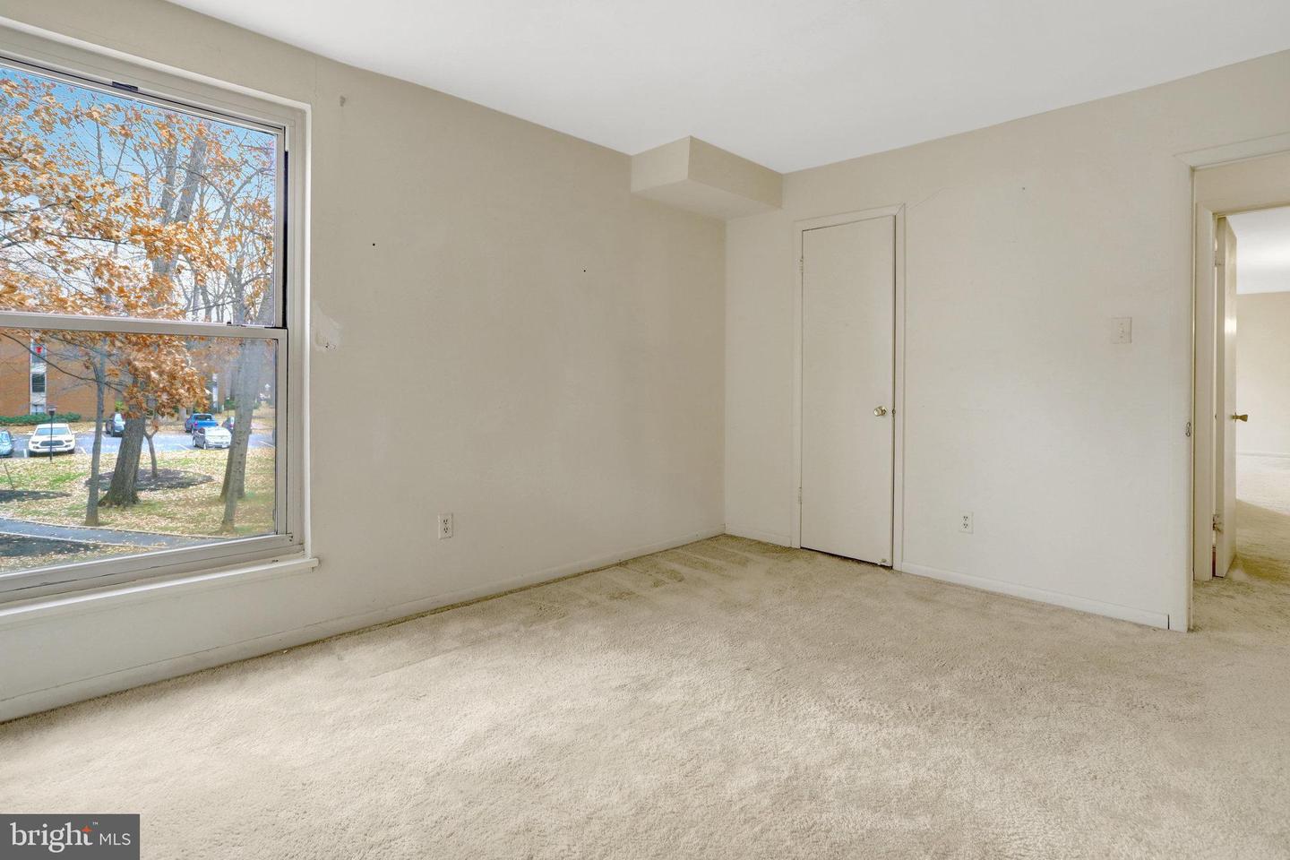 8300 TOBIN RD #23, ANNANDALE, Virginia 22003, 3 Bedrooms Bedrooms, ,2 BathroomsBathrooms,Residential,For sale,8300 TOBIN RD #23,VAFX2281818 MLS # VAFX2281818