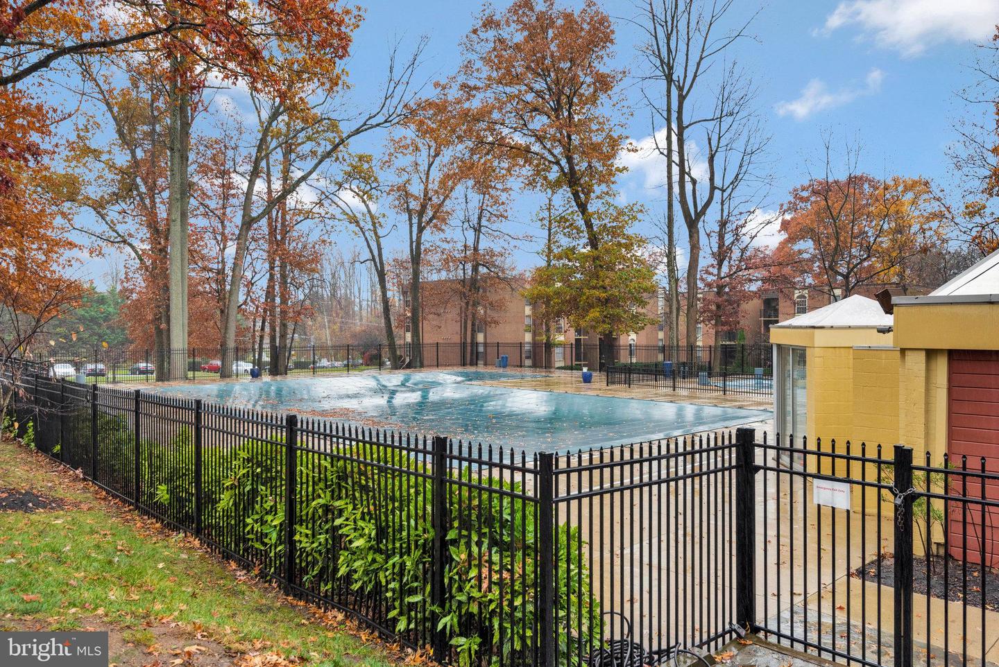 8300 TOBIN RD #23, ANNANDALE, Virginia 22003, 3 Bedrooms Bedrooms, ,2 BathroomsBathrooms,Residential,For sale,8300 TOBIN RD #23,VAFX2281818 MLS # VAFX2281818