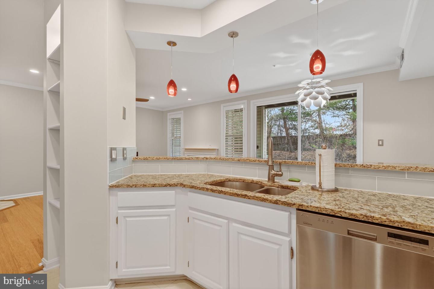 6944 ELLINGHAM CIR #A, ALEXANDRIA, Virginia 22315, 2 Bedrooms Bedrooms, ,2 BathroomsBathrooms,Residential,For sale,6944 ELLINGHAM CIR #A,VAFX2281868 MLS # VAFX2281868