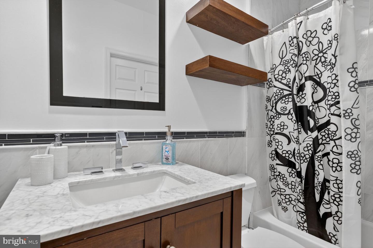 6944 ELLINGHAM CIR #A, ALEXANDRIA, Virginia 22315, 2 Bedrooms Bedrooms, ,2 BathroomsBathrooms,Residential,For sale,6944 ELLINGHAM CIR #A,VAFX2281868 MLS # VAFX2281868